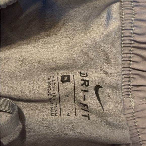 Nike track shorts women’s - Picture 1 of 2